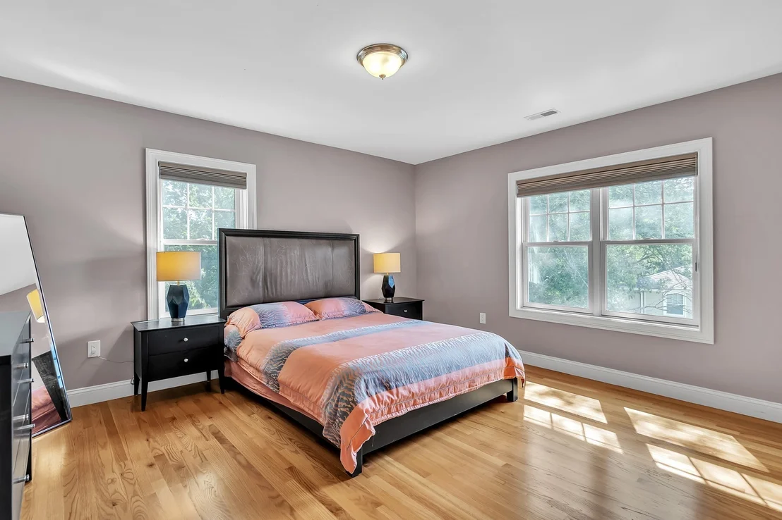 Photo of 39 Arcola St