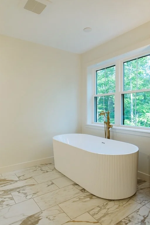 Photo of 160 Willard Rd