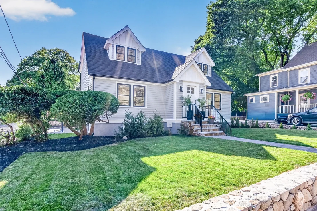 Photo of 210 Summer Street