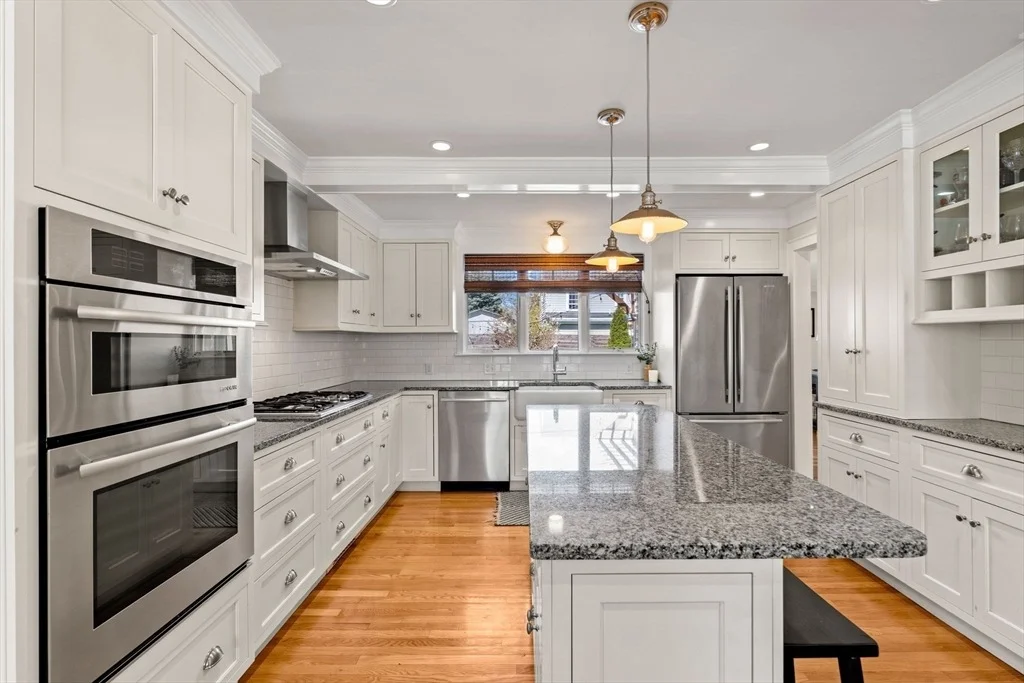 Photo of 18 Rose Ave