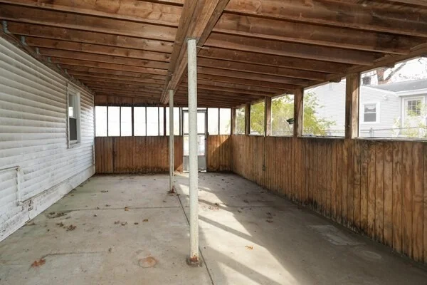 Photo of 42 Lantern Ln