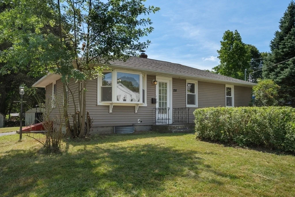 Photo of 128 Clark St