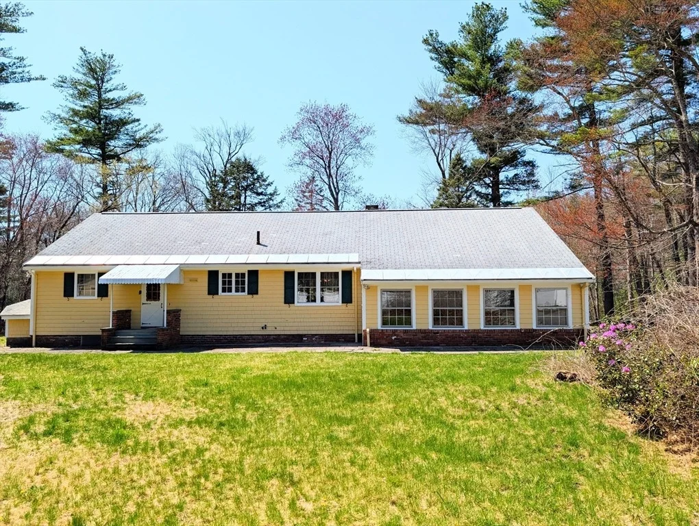 Photo of 168 Old Harvard Rd
