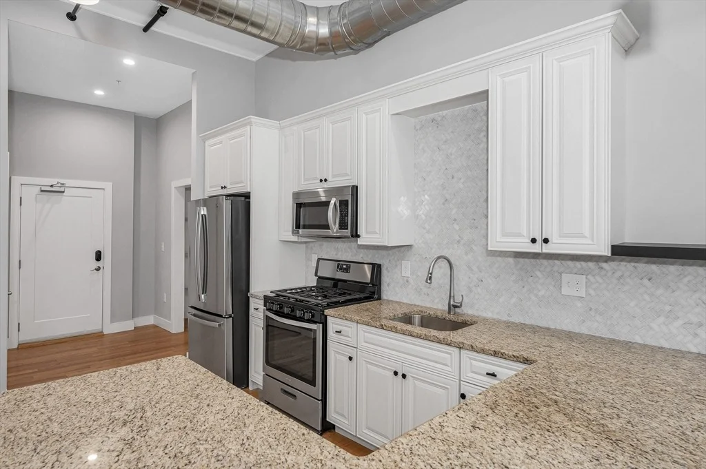 Photo of Unit 320 at 491 Dutton St