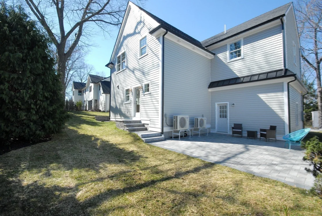 Photo of 32 Hickory Cliff Rd