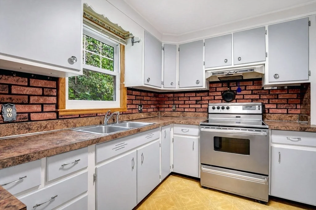 Photo of 59 Vining Hill Rd
