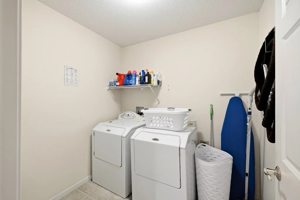 Photo of 8 Wintergreen Cir