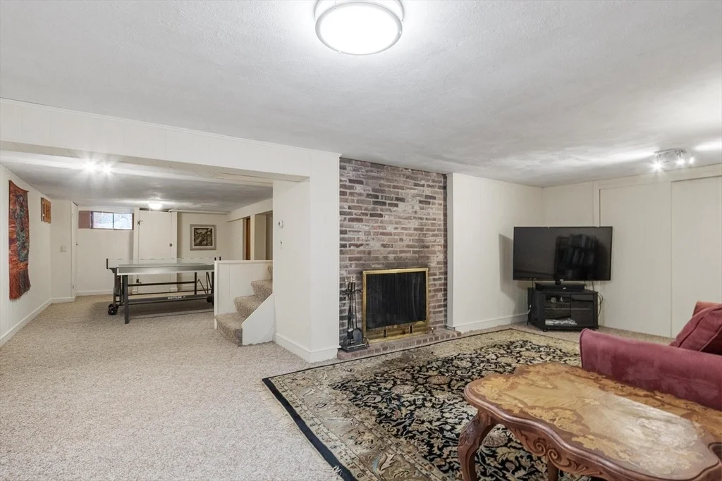 Photo of 265 College Rd