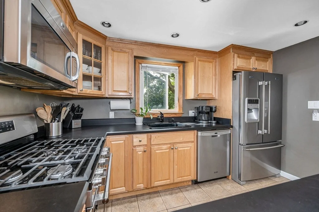 Photo of 41 Fairchild Ave