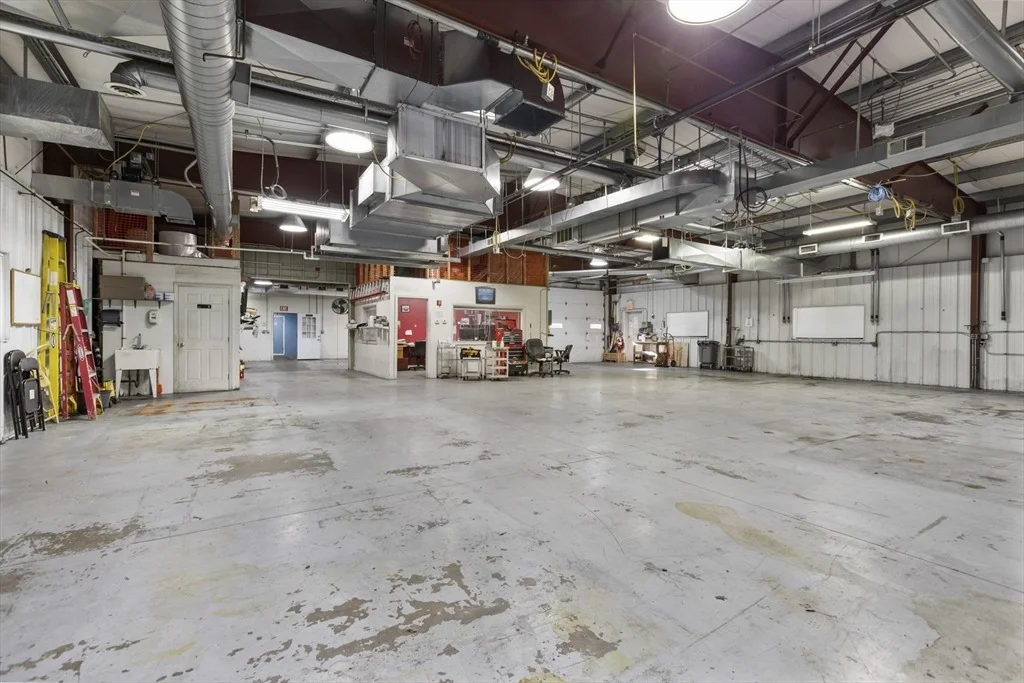 Photo of 150 Gilbert St