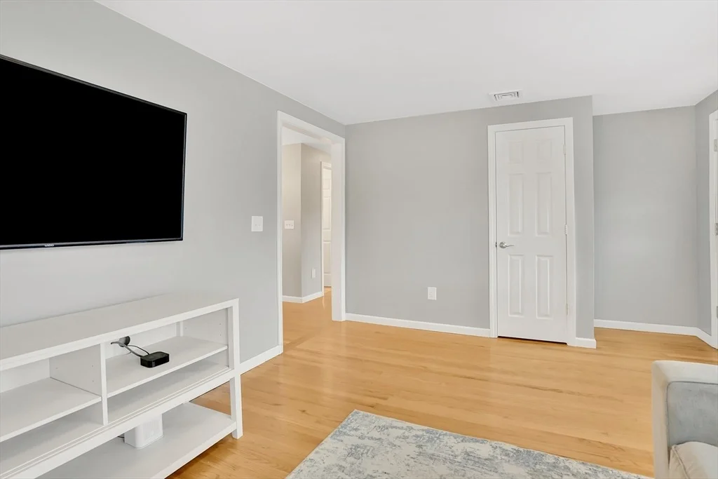 Photo of 34 Boileau Ter