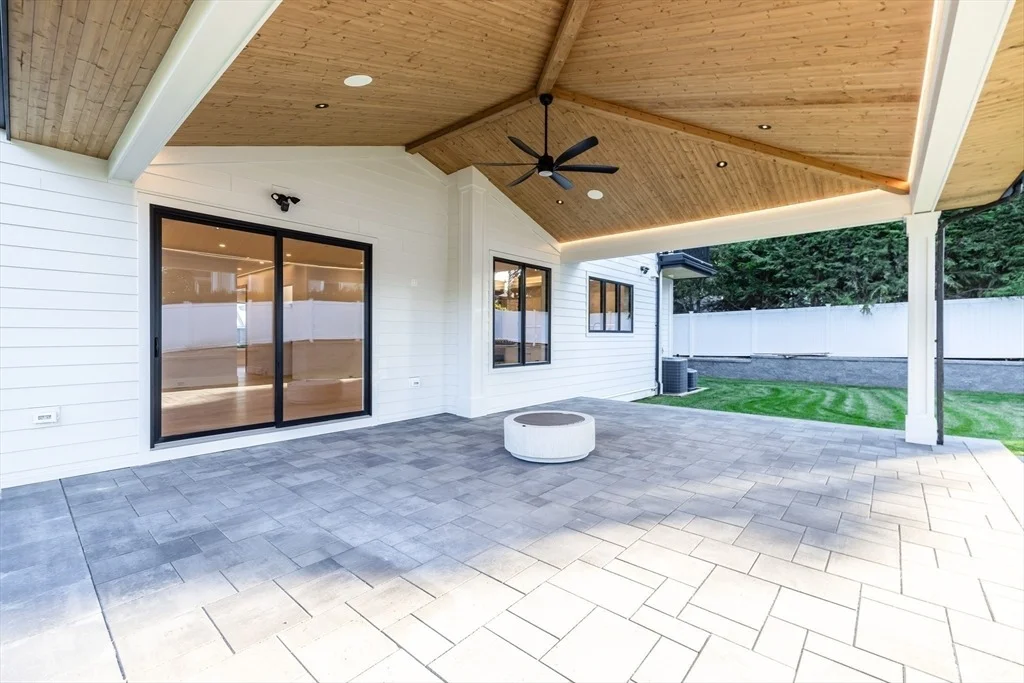 Photo of 108 Woodbine Circle