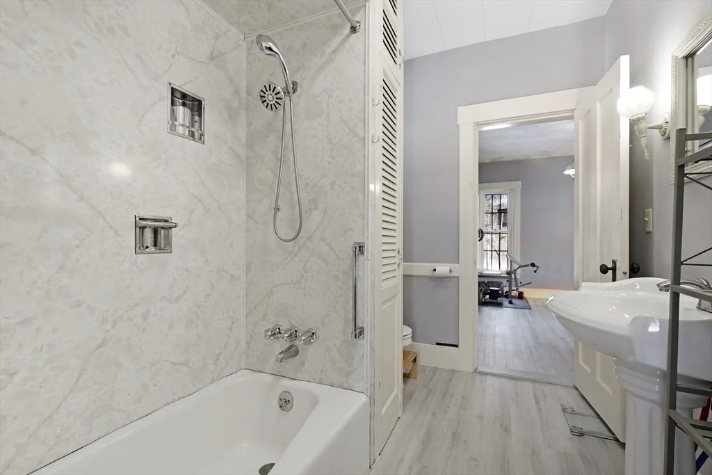 Photo of 20 Bacon St