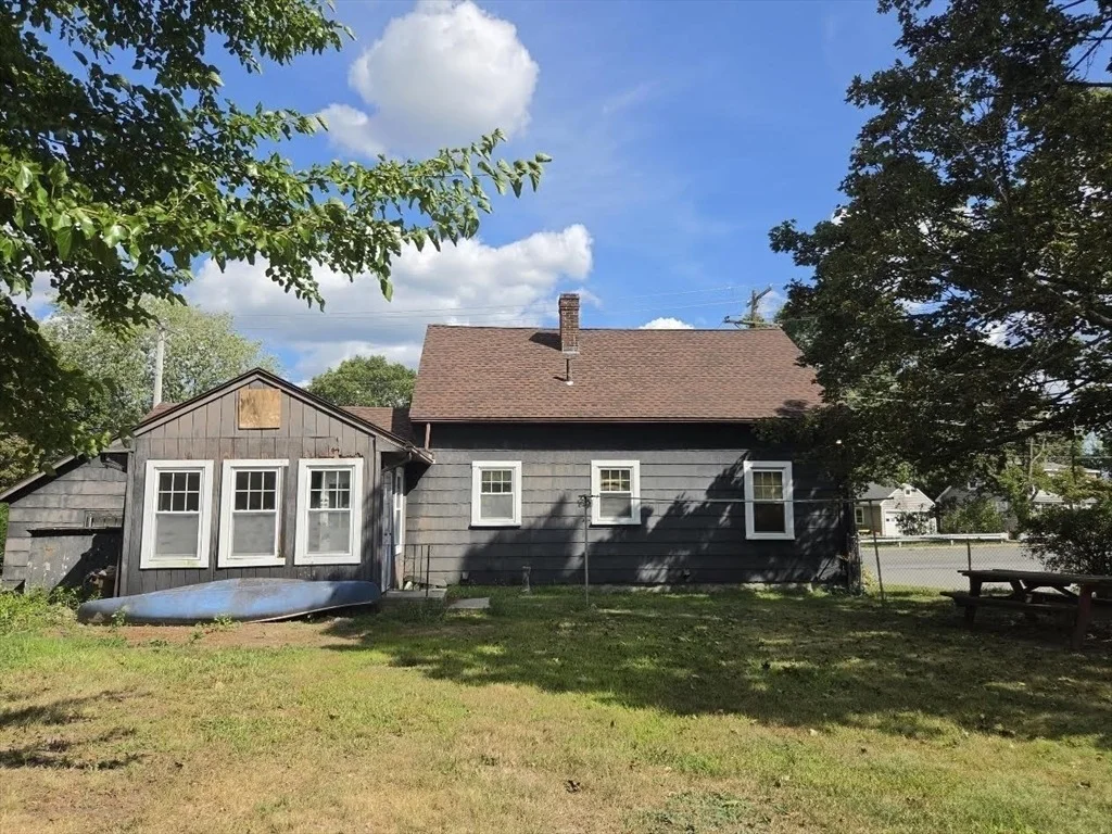 Photo of 211 Lowell Street
