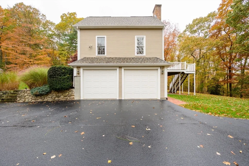 Photo of 56 Paradise Dr