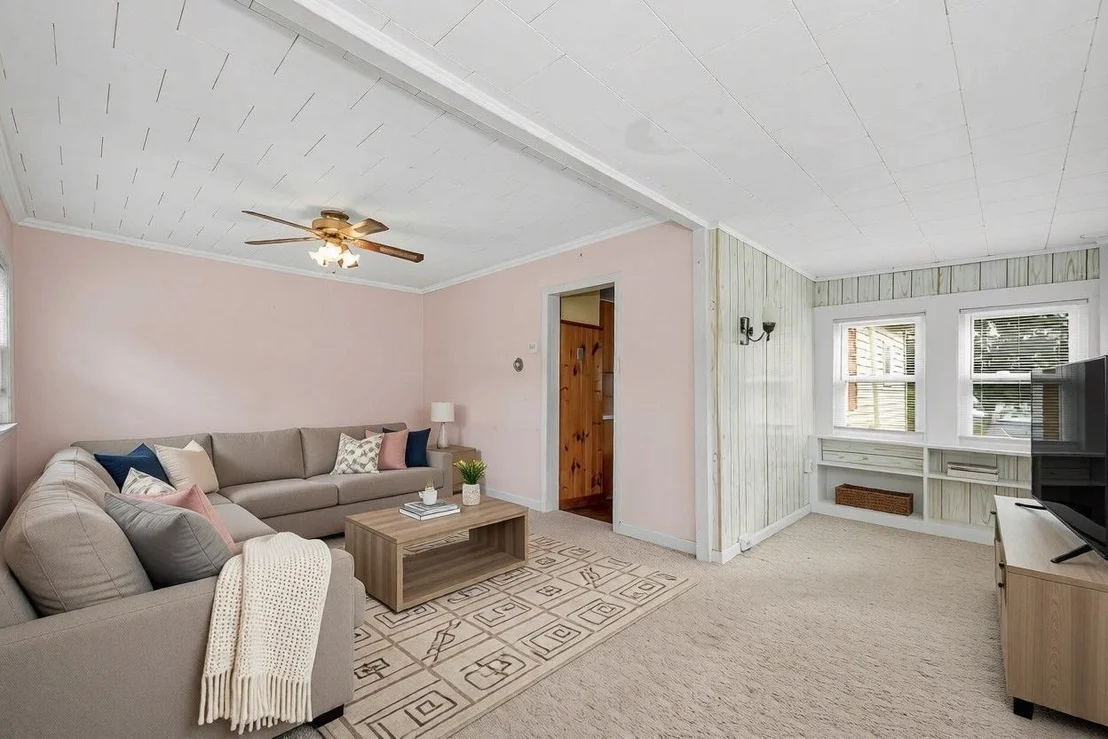 Photo of 114 Old Meadow Rd