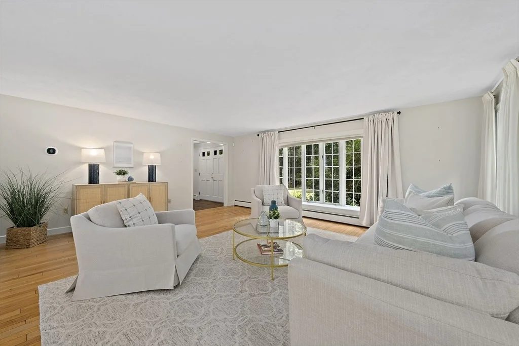 Photo of 10 Green Ln