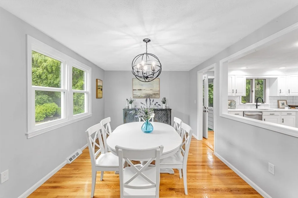 Photo of 61 Cynthia Rd