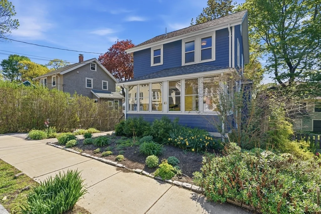 Photo of 45 Sunset Rd