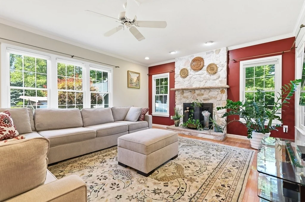 Photo of 46 Hunt Dr