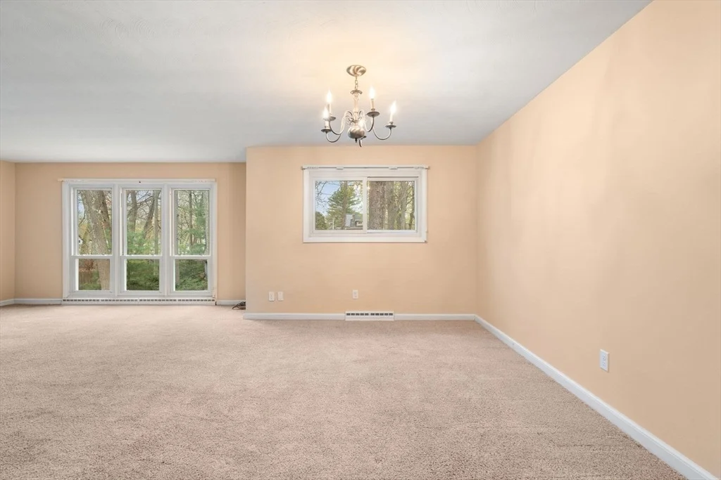 Photo of 18 Royce Rd