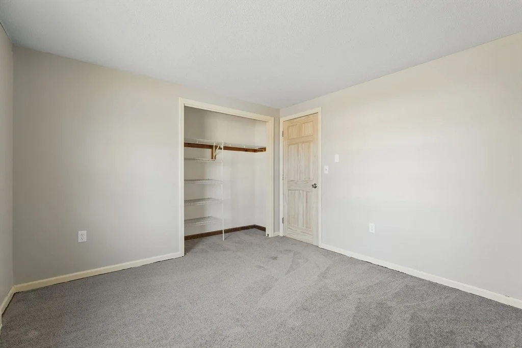 Photo of 195 Susan Drive