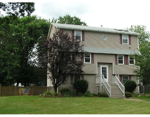 Photo of 15 Corthell Rd