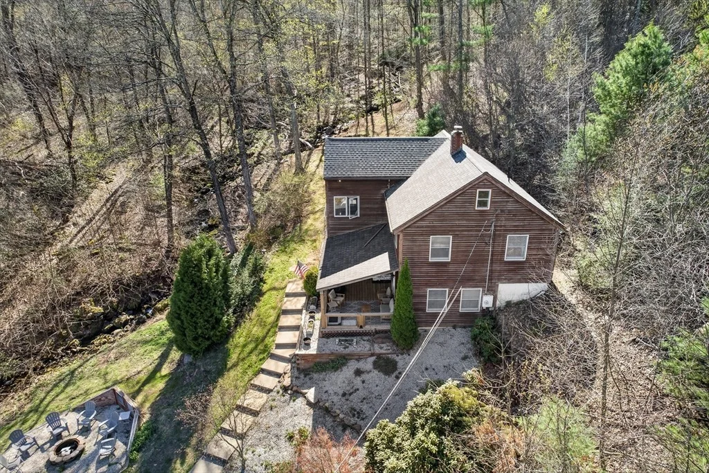 Photo of 156 Wales Rd