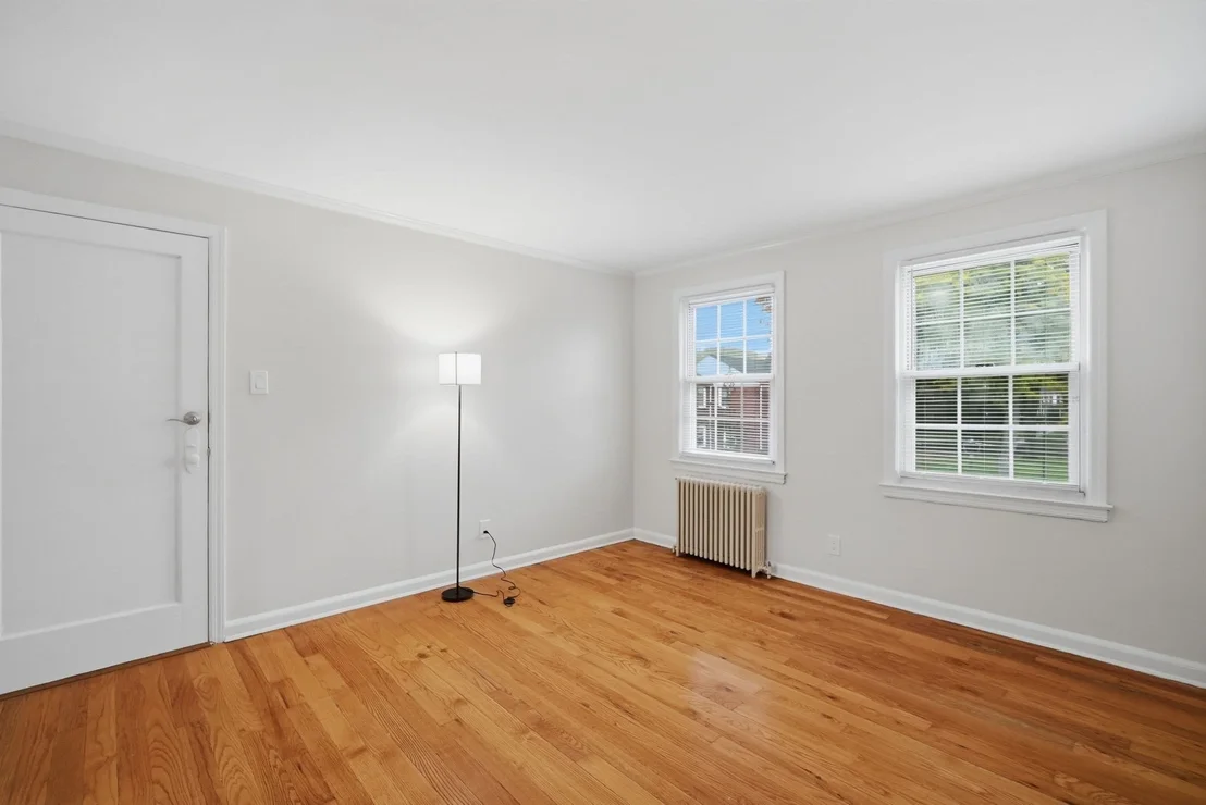 Photo of Unit 2A at 467 Cold Spring Avenue
