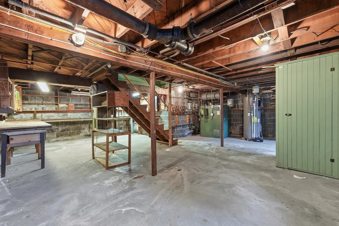 Photo of 31 Woodcrest Road