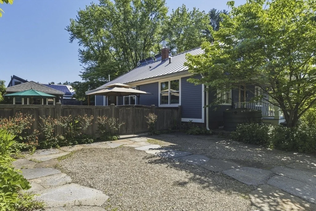 Photo of 35 Rust Avenue