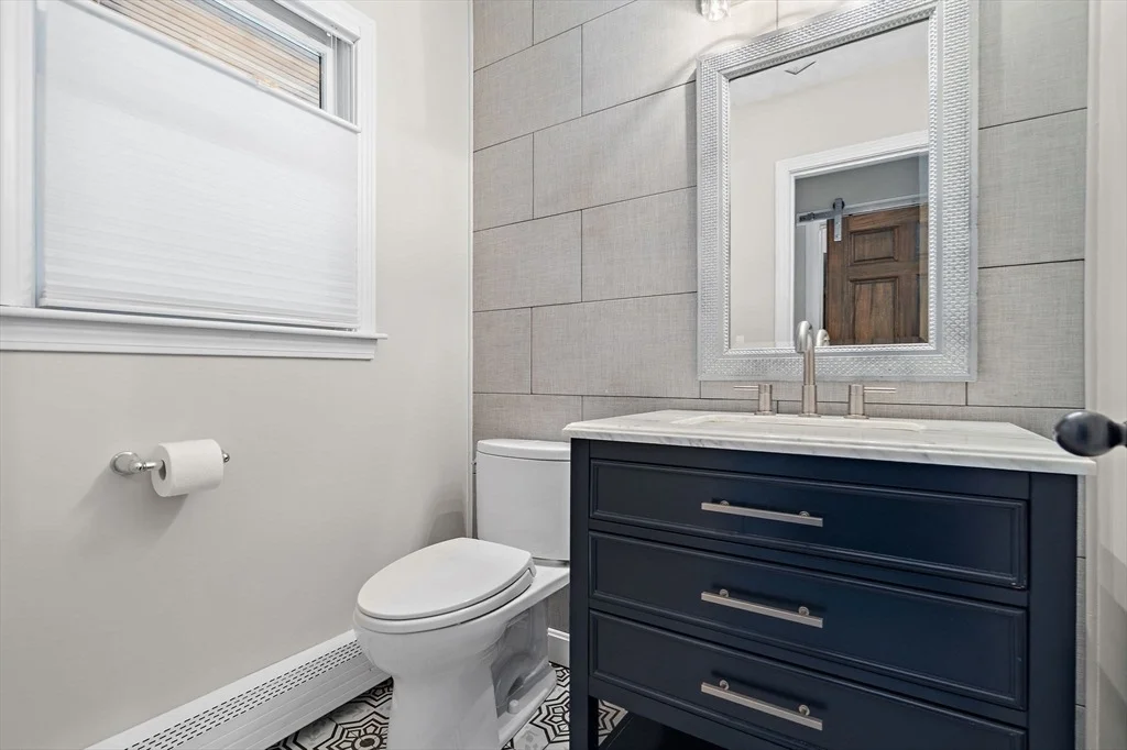 Photo of 25 Howe St