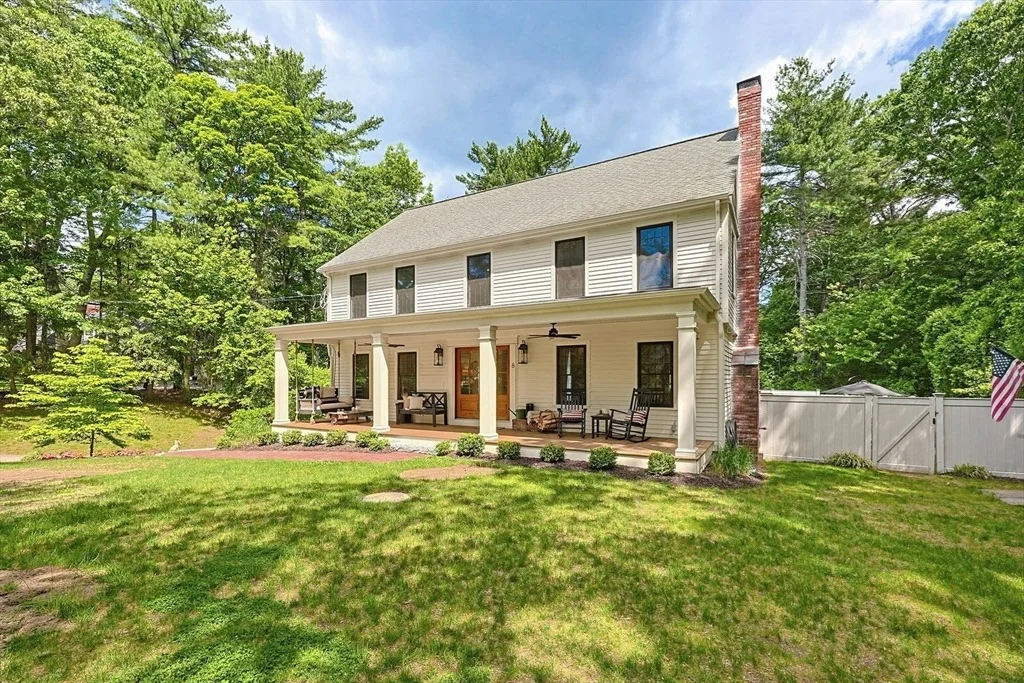 Photo of 8 Quail Run Rd.