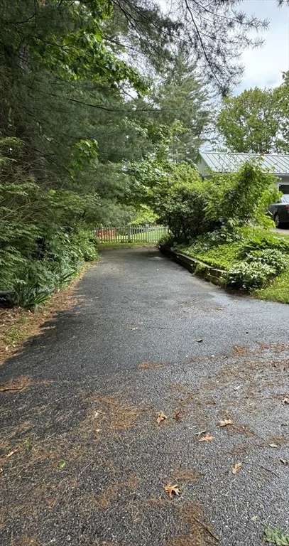 Photo of 48 Clearview Dr