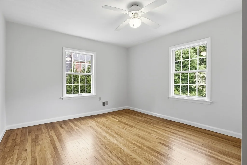 Photo of 106 Concord Rd