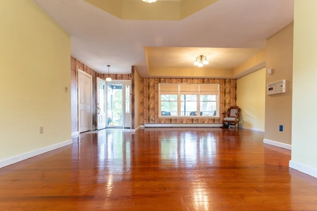 Photo of 110 Hosley Rd