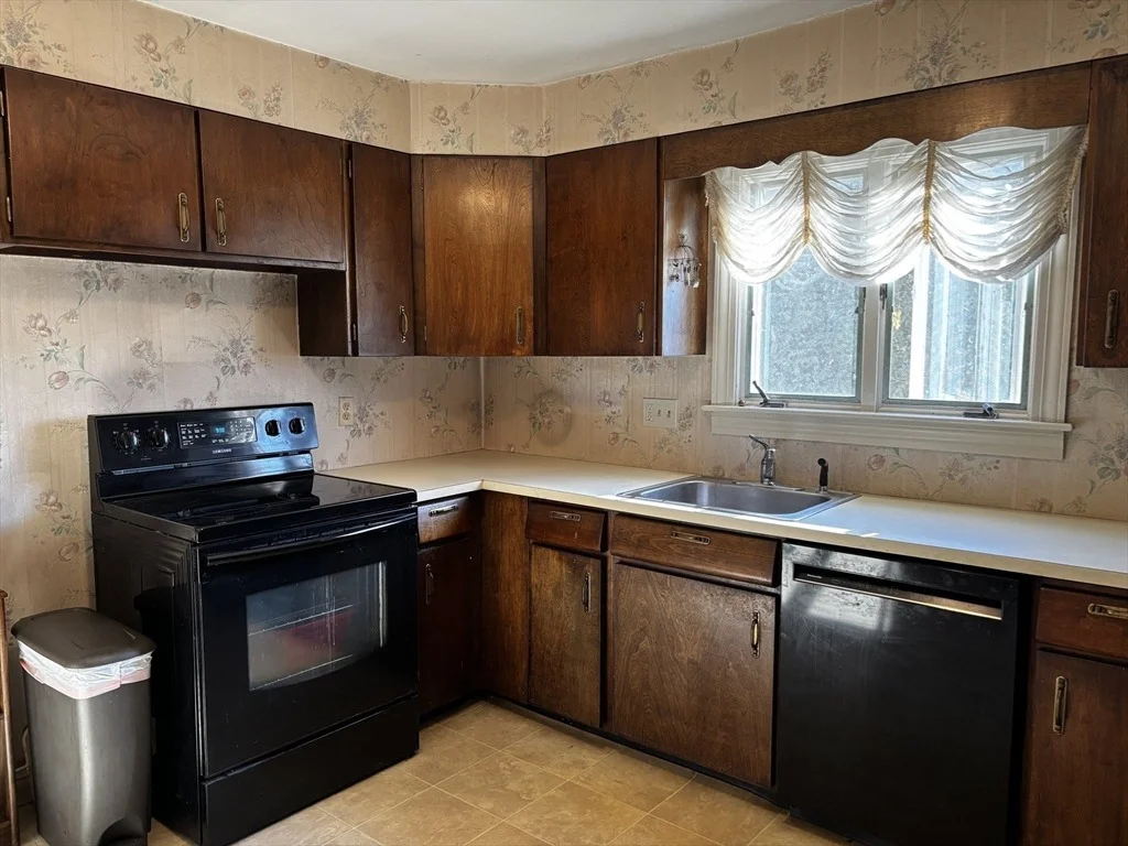 Photo of 19 Dorwin Dr