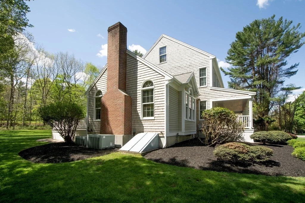Photo of 185 Booth Hill Rd