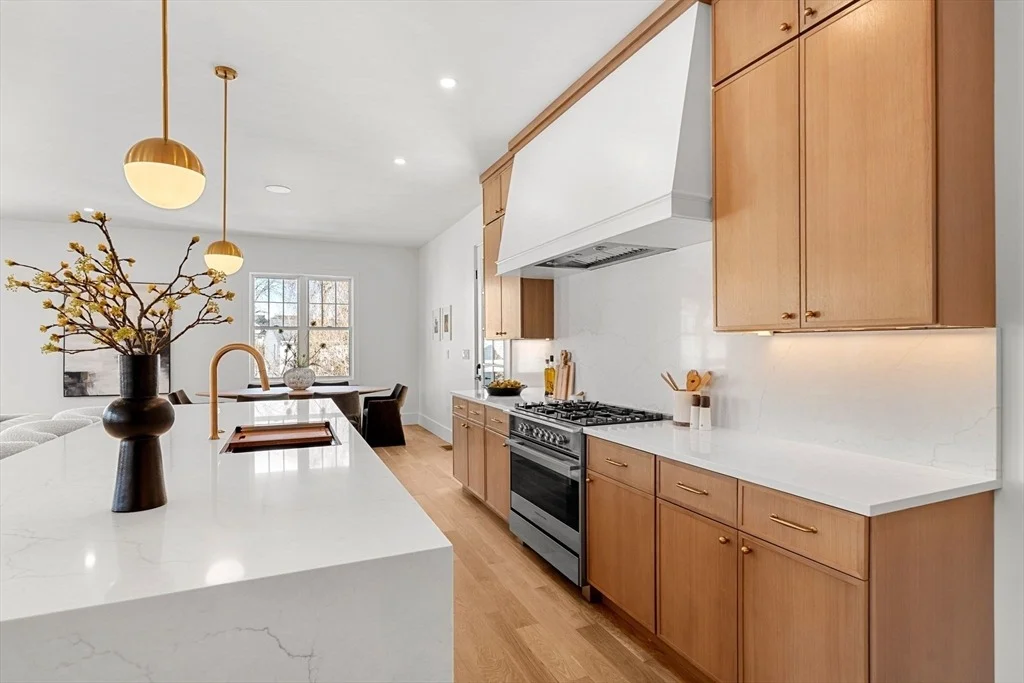 Photo of 23 Harvard Cir