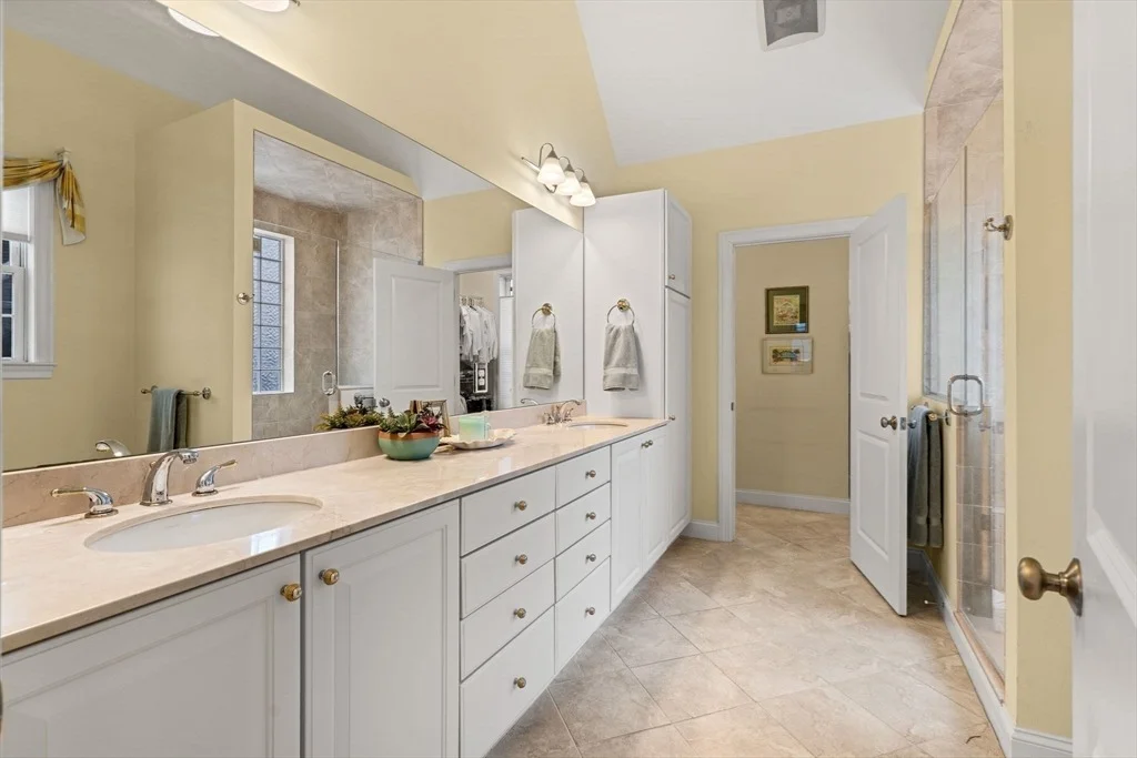 Photo of 20 Valley View Way