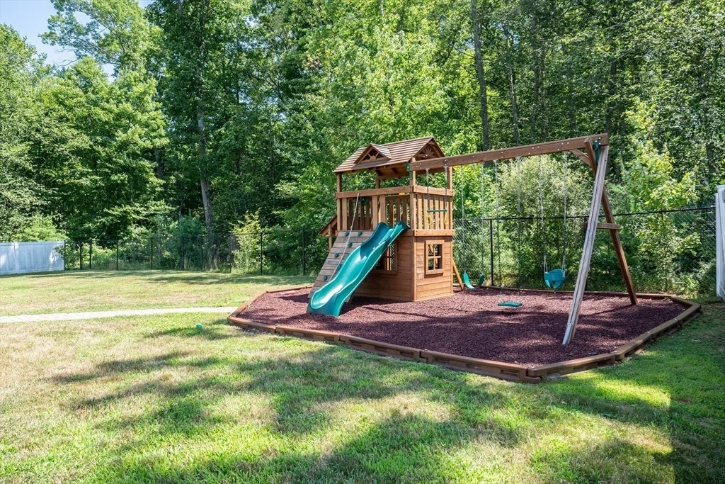 Photo of 1 Debrah Ln