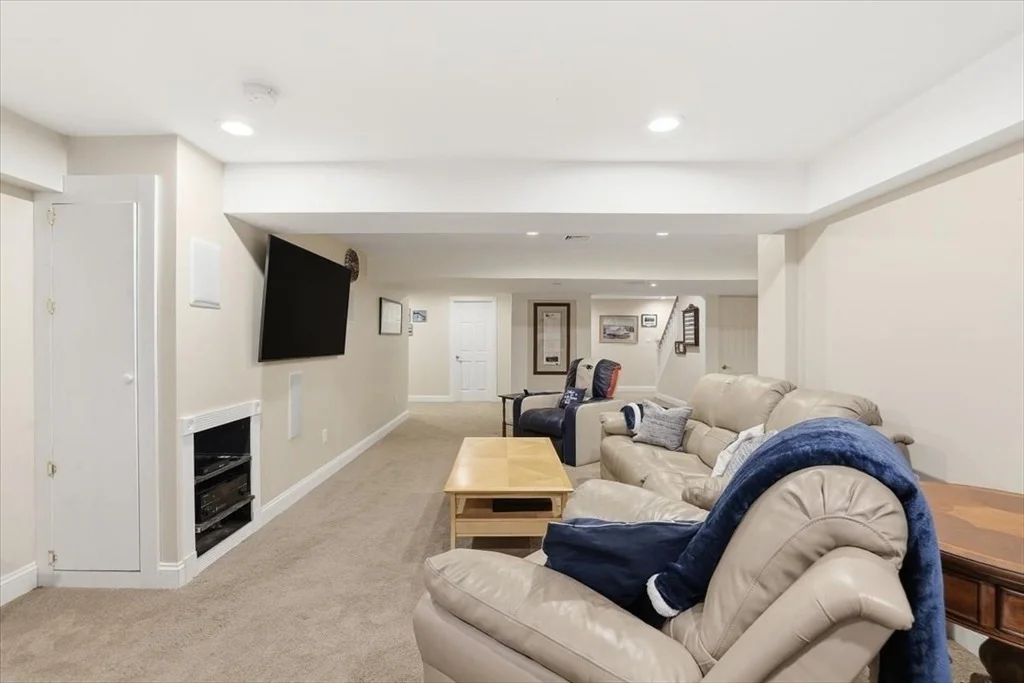 Photo of 140 Pheasant Hill Cir