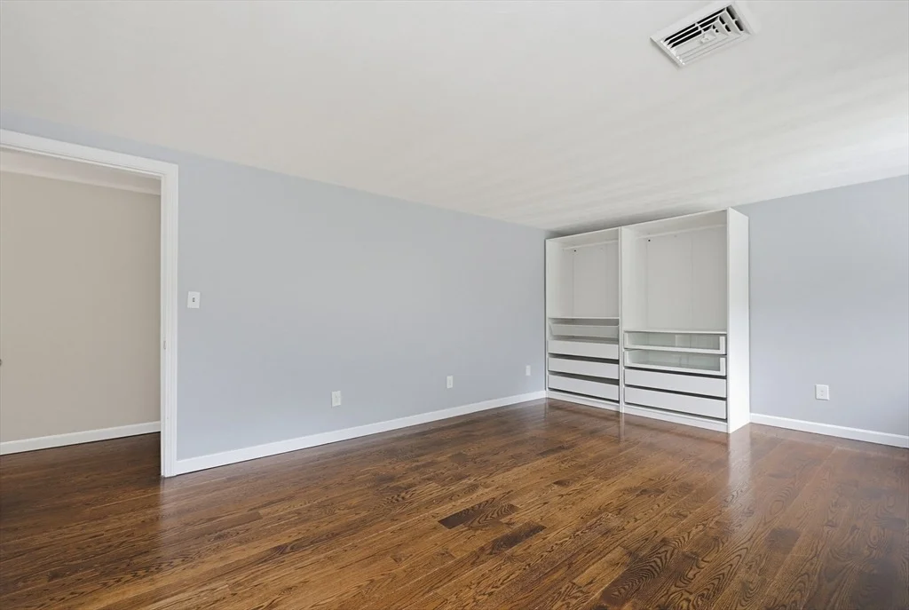 Photo of 32 Falcon St