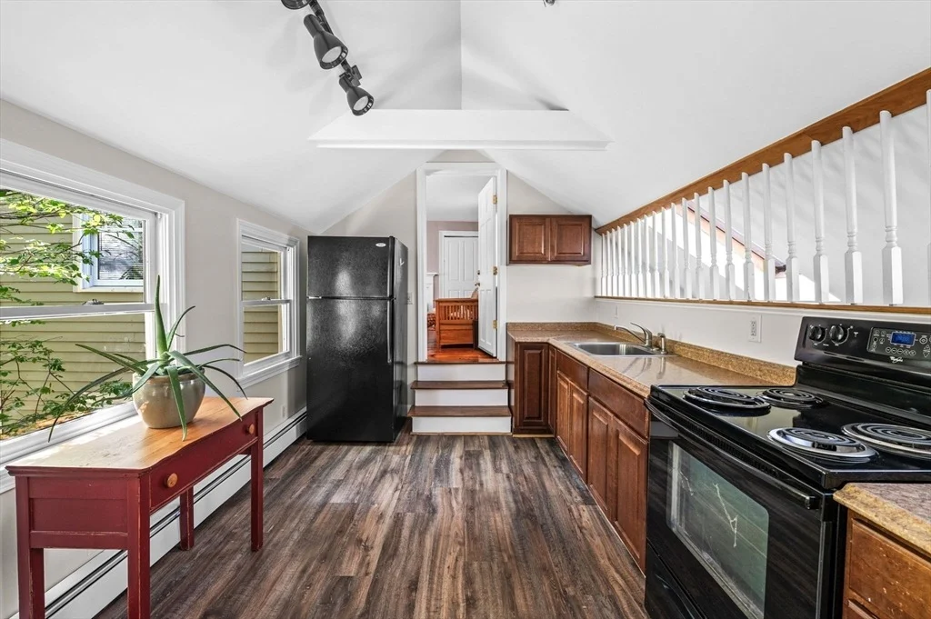 Photo of 18 River Street