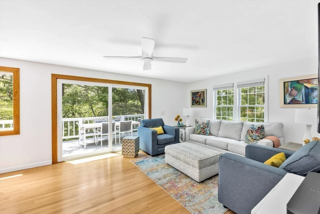 Photo of 11 Santuit Pond Rd