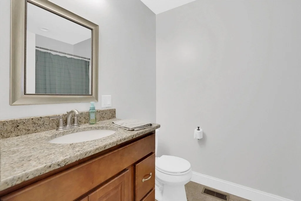 Photo of 249 Ware St