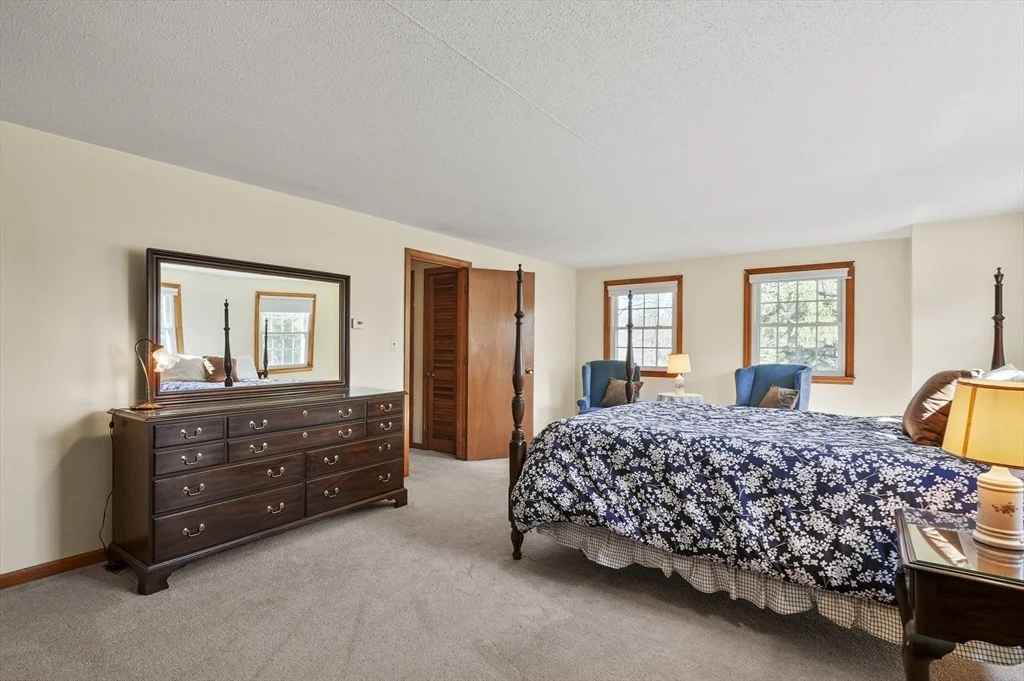 Photo of 112 Surrey Lane