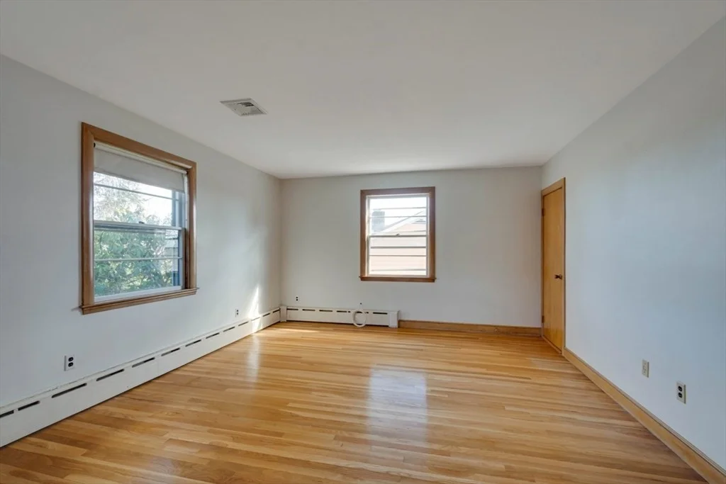 Photo of 5 Longmeadow Rd