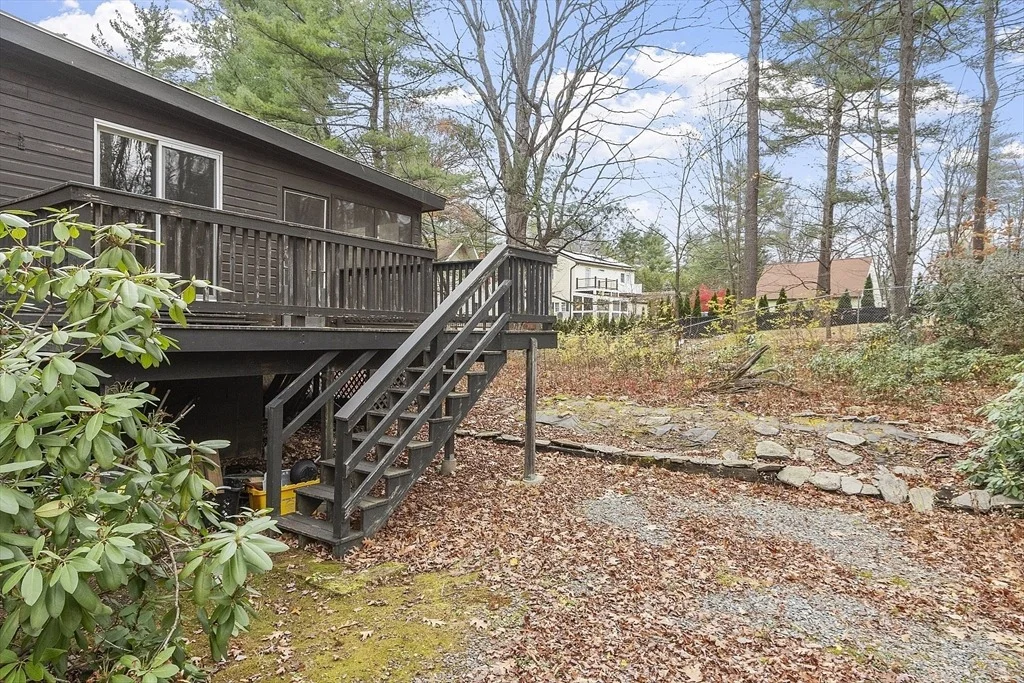 Photo of 7 Hickory Ln