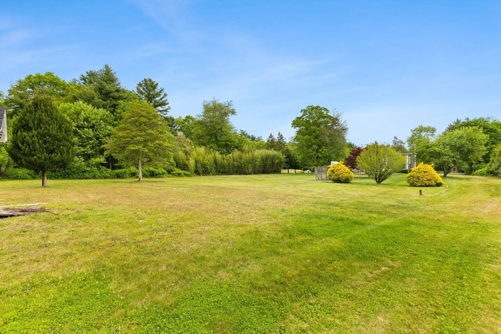 Photo of 301 County Rd